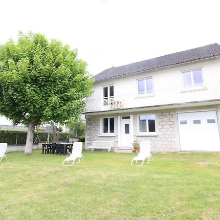 Maison Independante Au Calme Avec Jardin, Proche Activites Nature, Et Lacs, Animaux Acceptes - Fr-1-742-551 * Condat (Cantal)